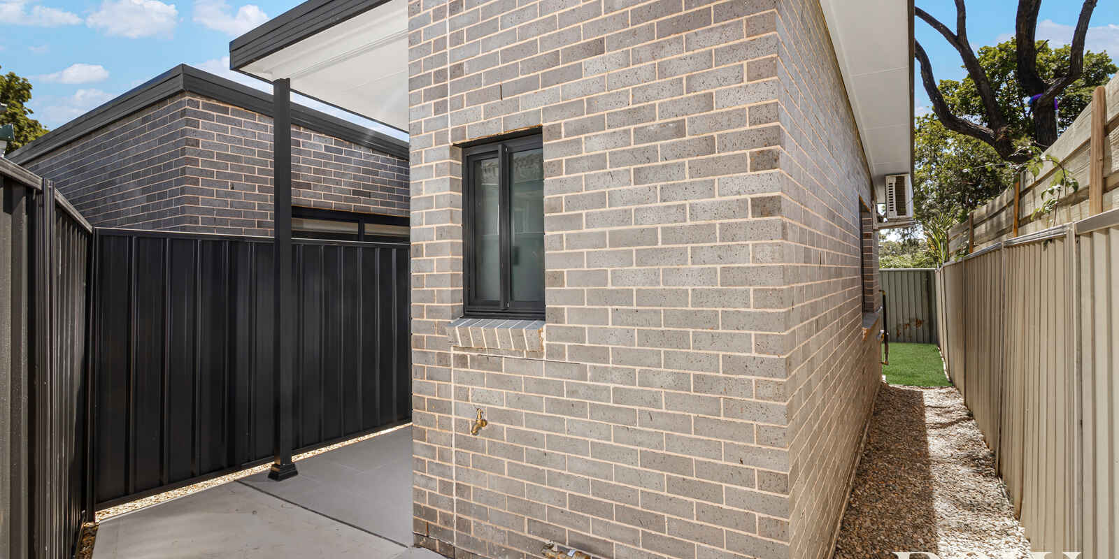 67 & 67A Bougainville Road Lethbridge Park 67 & 67A Bougainville Road Lethbridge Park