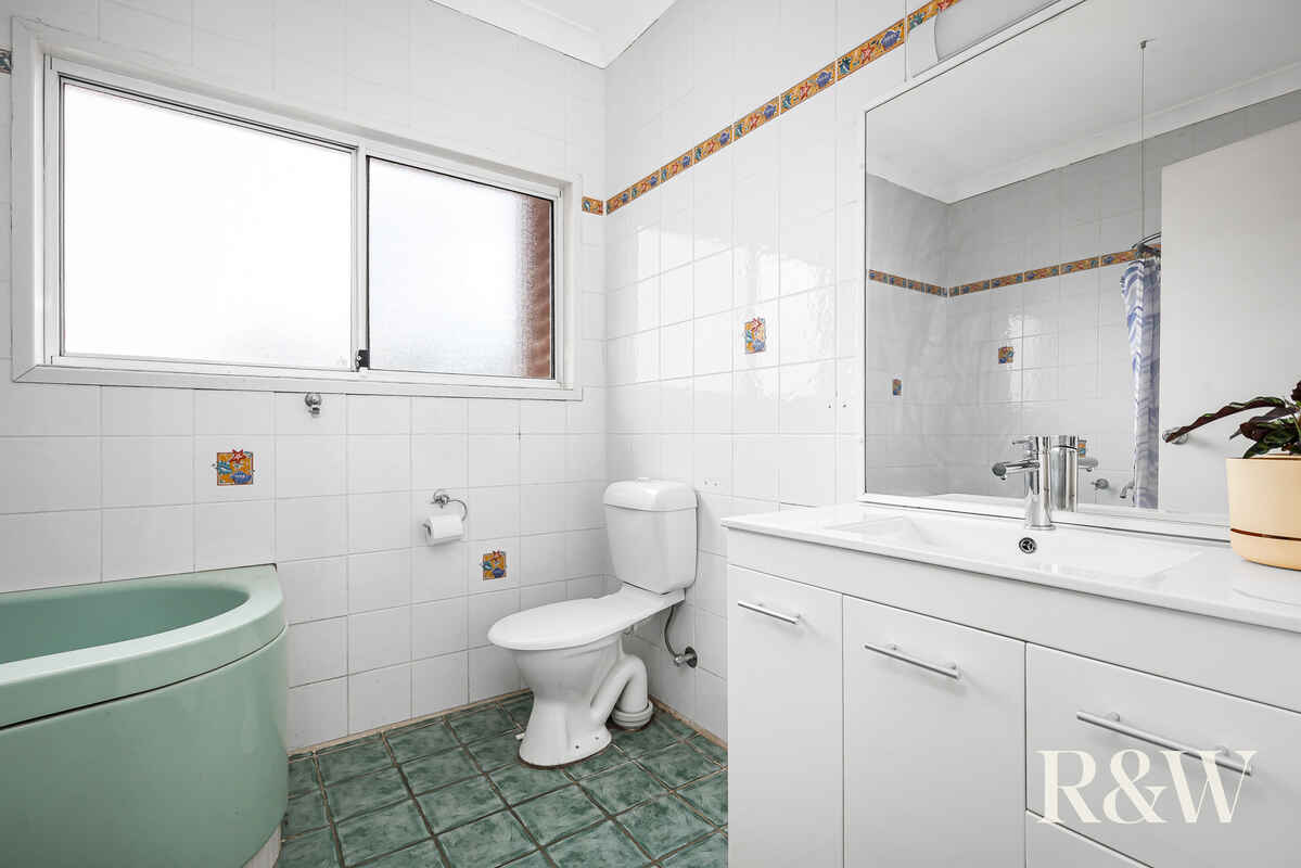 7 Hobson Place Plumpton