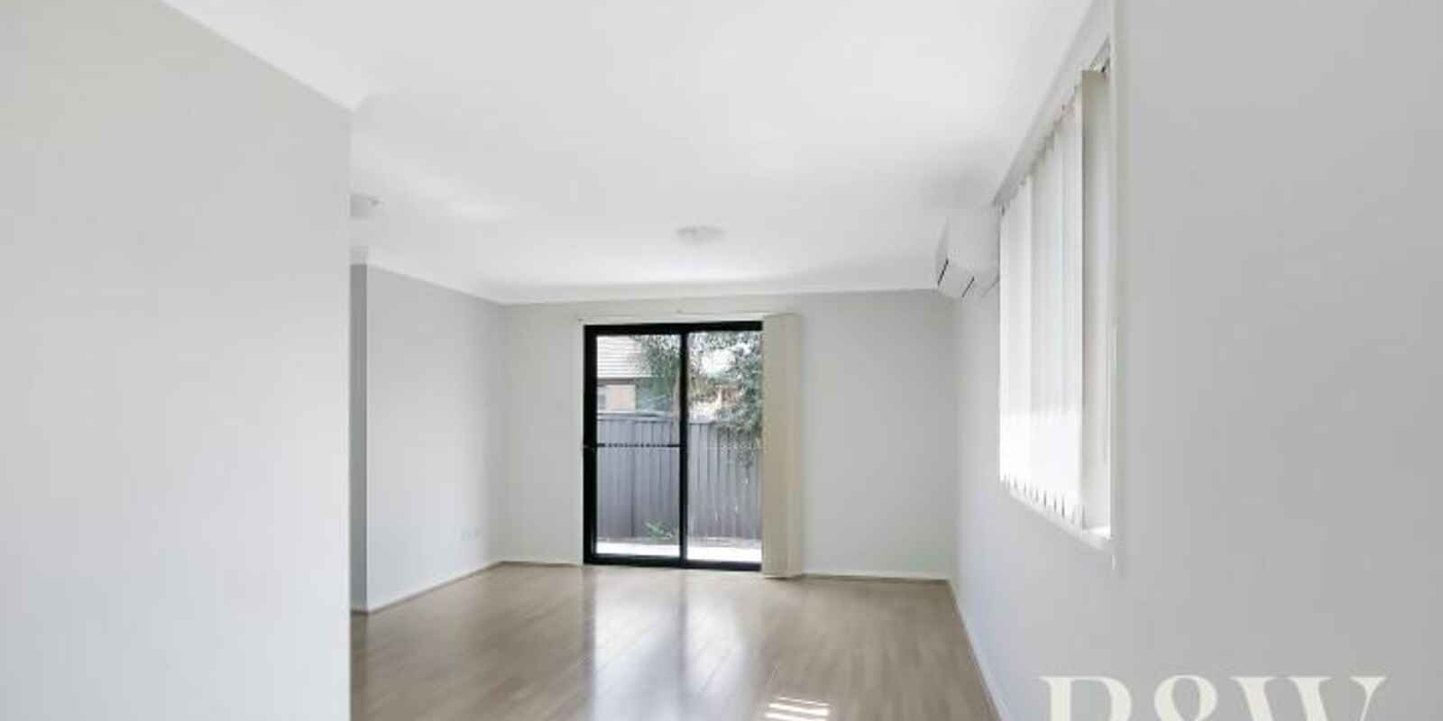 244A Banks Drive St Clair