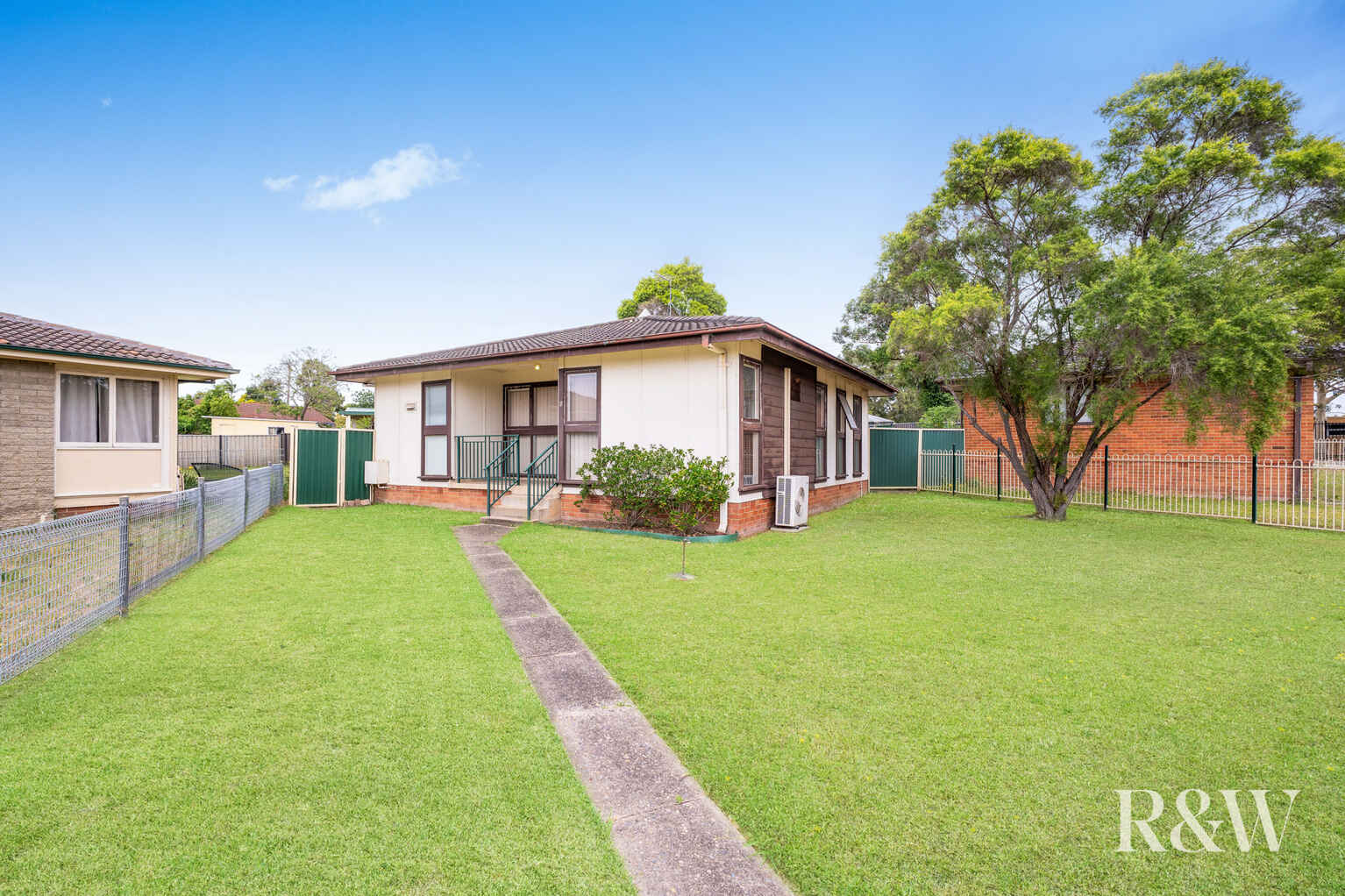 8 Hindemith Avenue Emerton