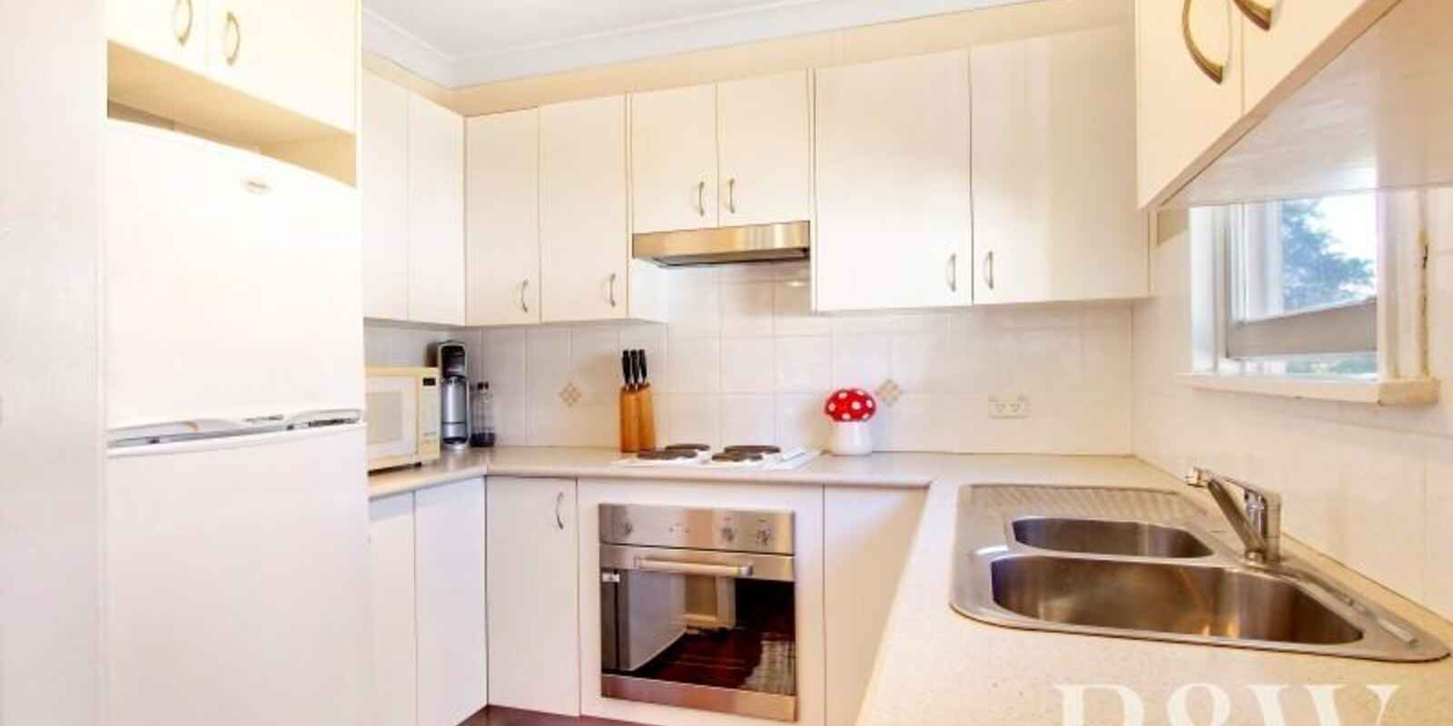 7 Luzon Avenue Lethbridge Park