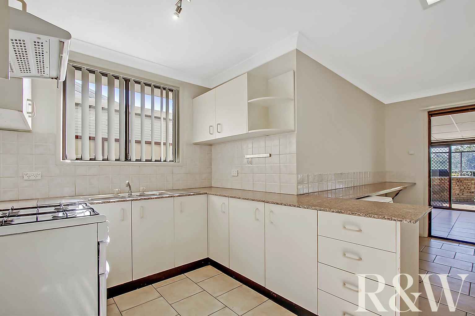 75 Dryden Avenue Oakhurst