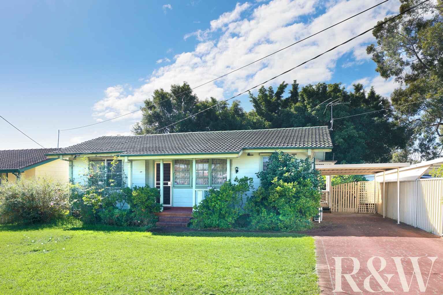 15 Halinda Street Whalan
