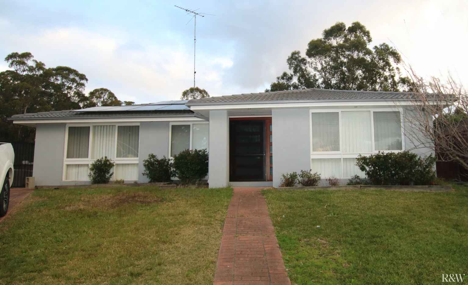 13 Grazier Place Minchinbury