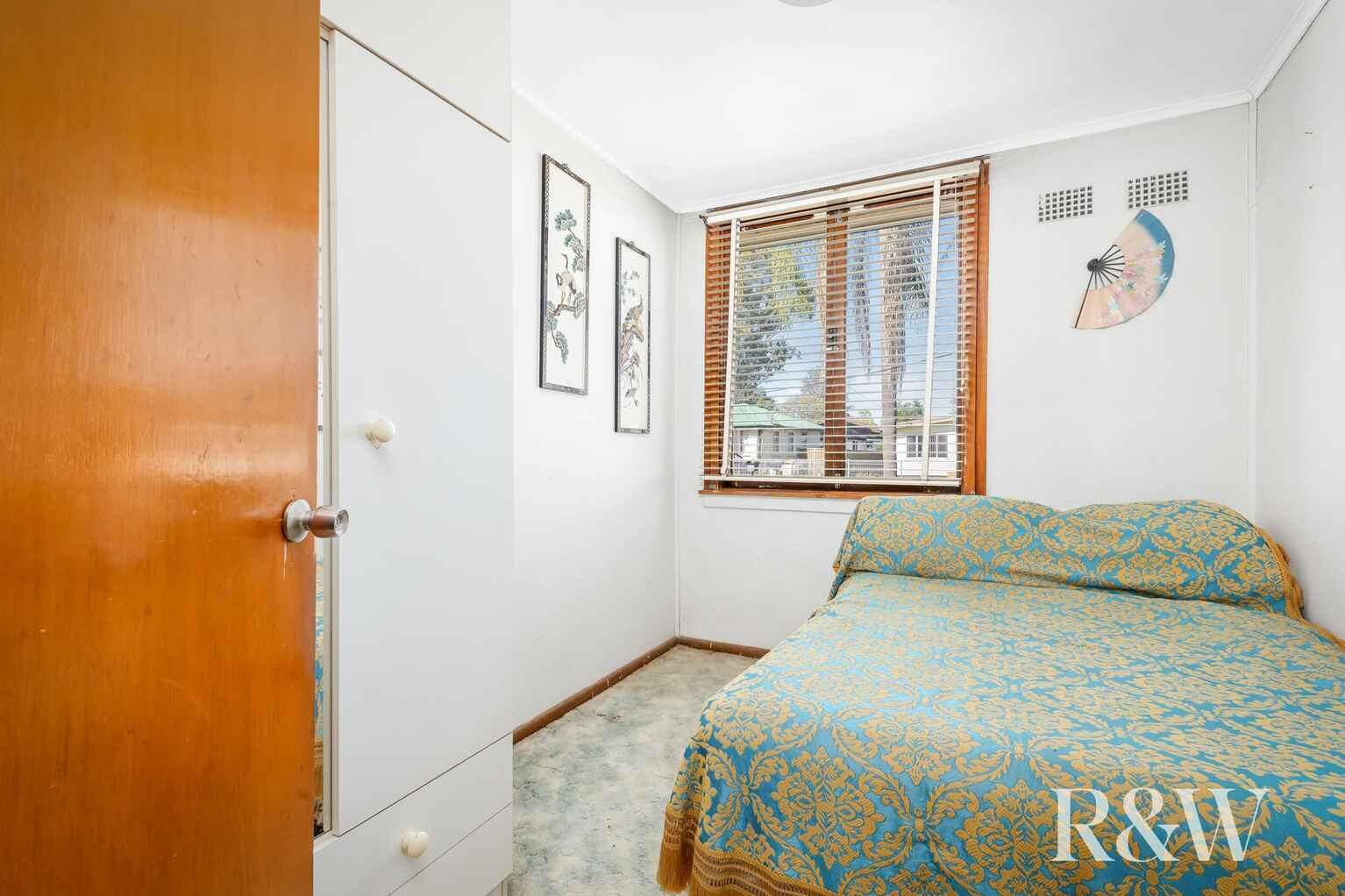 10 Rabaul Avenue Whalan