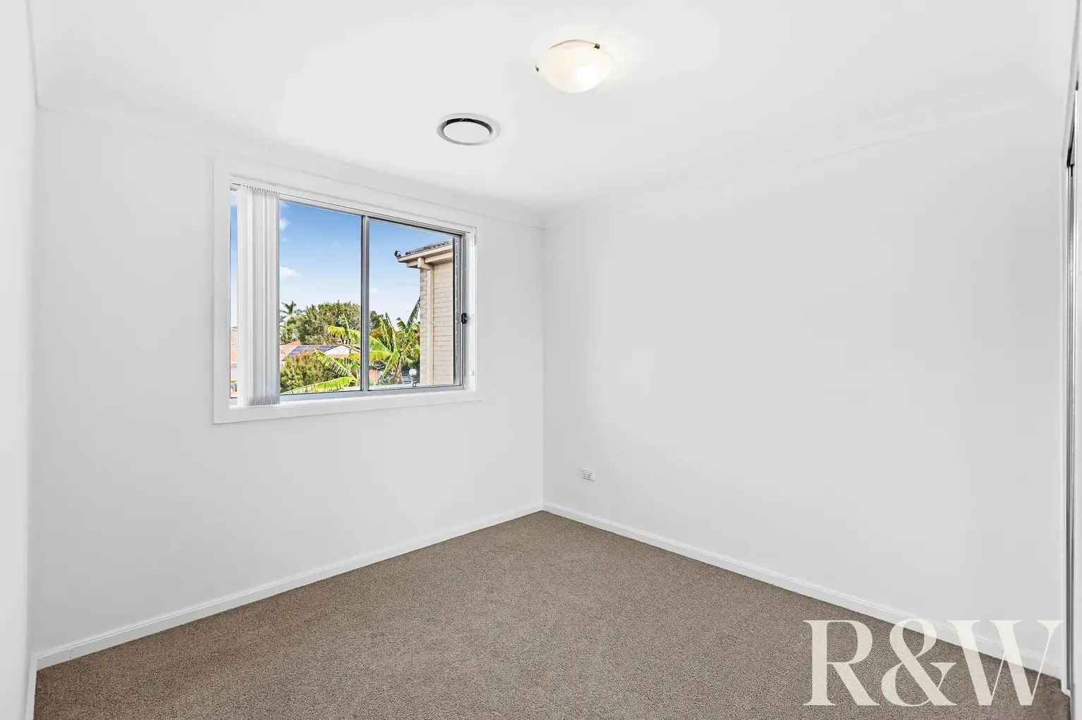 8 Theodore Place Rooty Hill