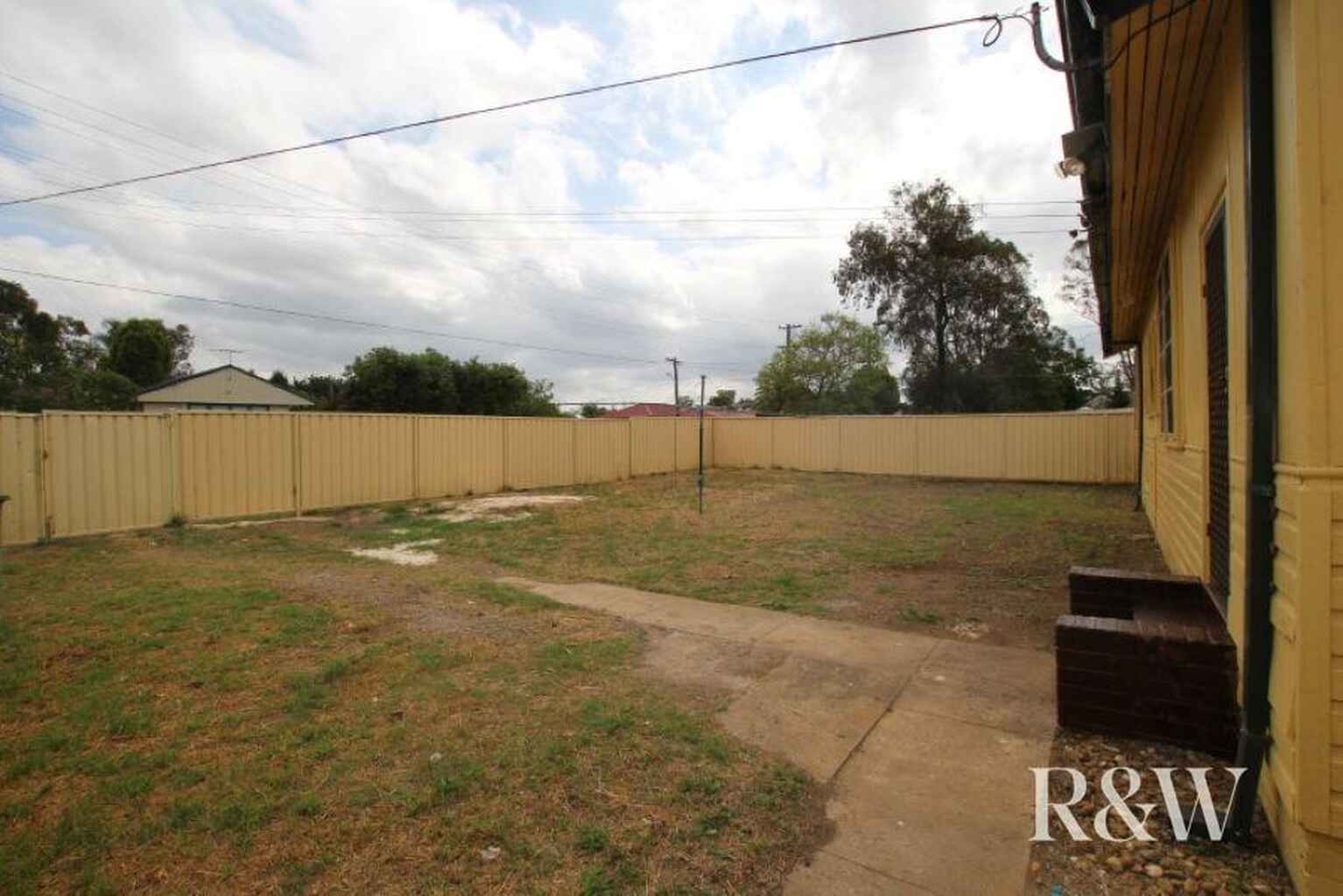 9 Griffiths Street North St Marys