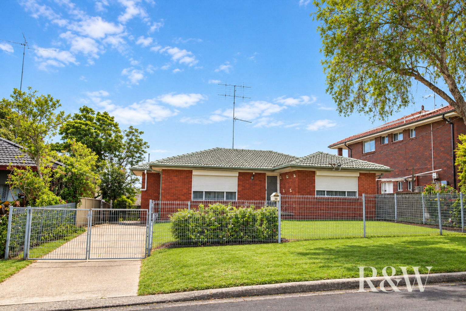 25 Sheba Crescent South Penrith