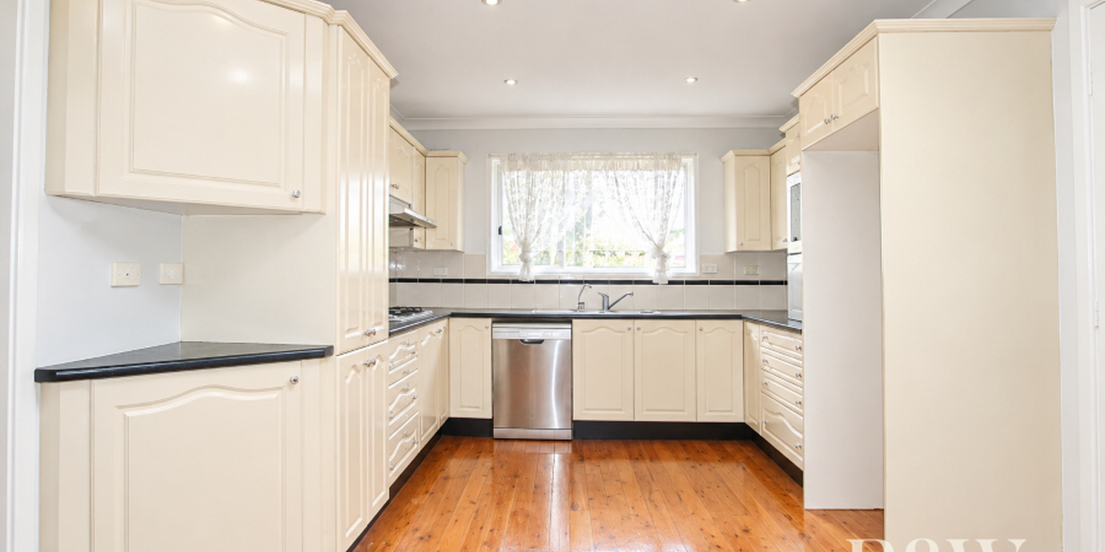 25 Sheba Crescent South Penrith