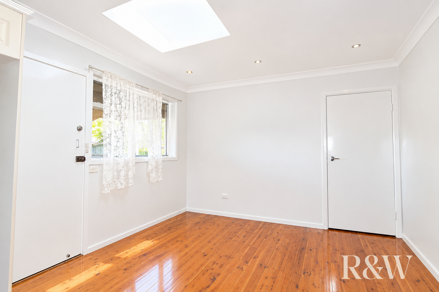 25 Sheba Crescent South Penrith