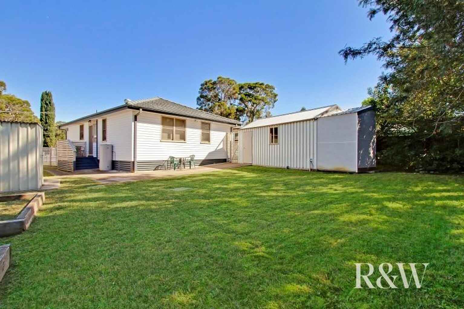 7 Luzon Avenue Lethbridge Park