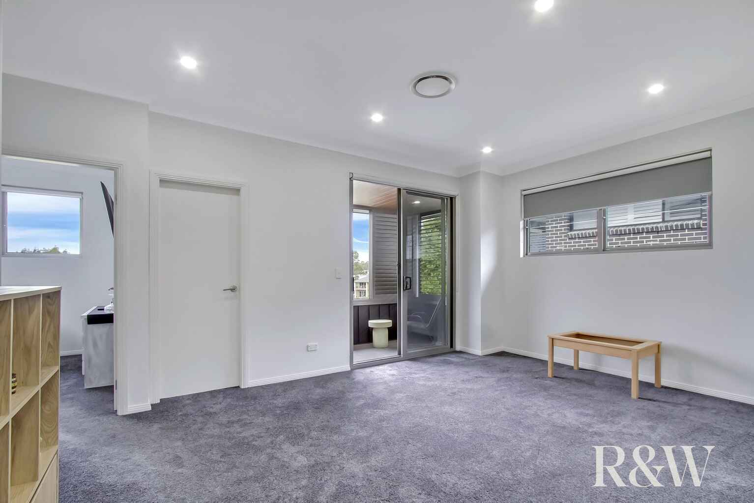 8 Aspect Crescent Colebee