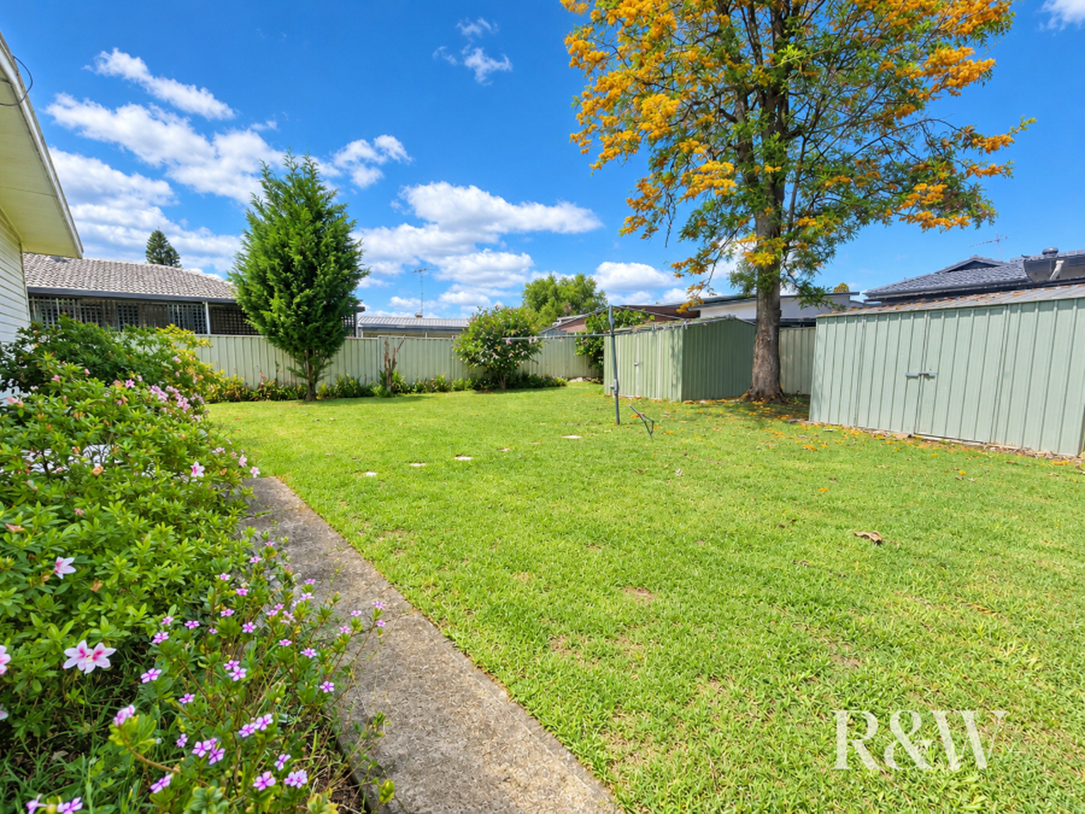 12 Fitzgerald Crescent Blackett